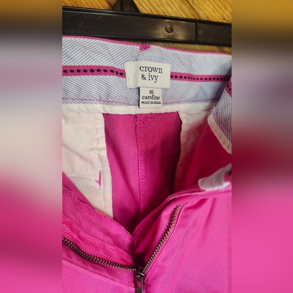 Crown And Ivy Pink Pop Caroline Shorts Size 16 - Picture 8 of 13